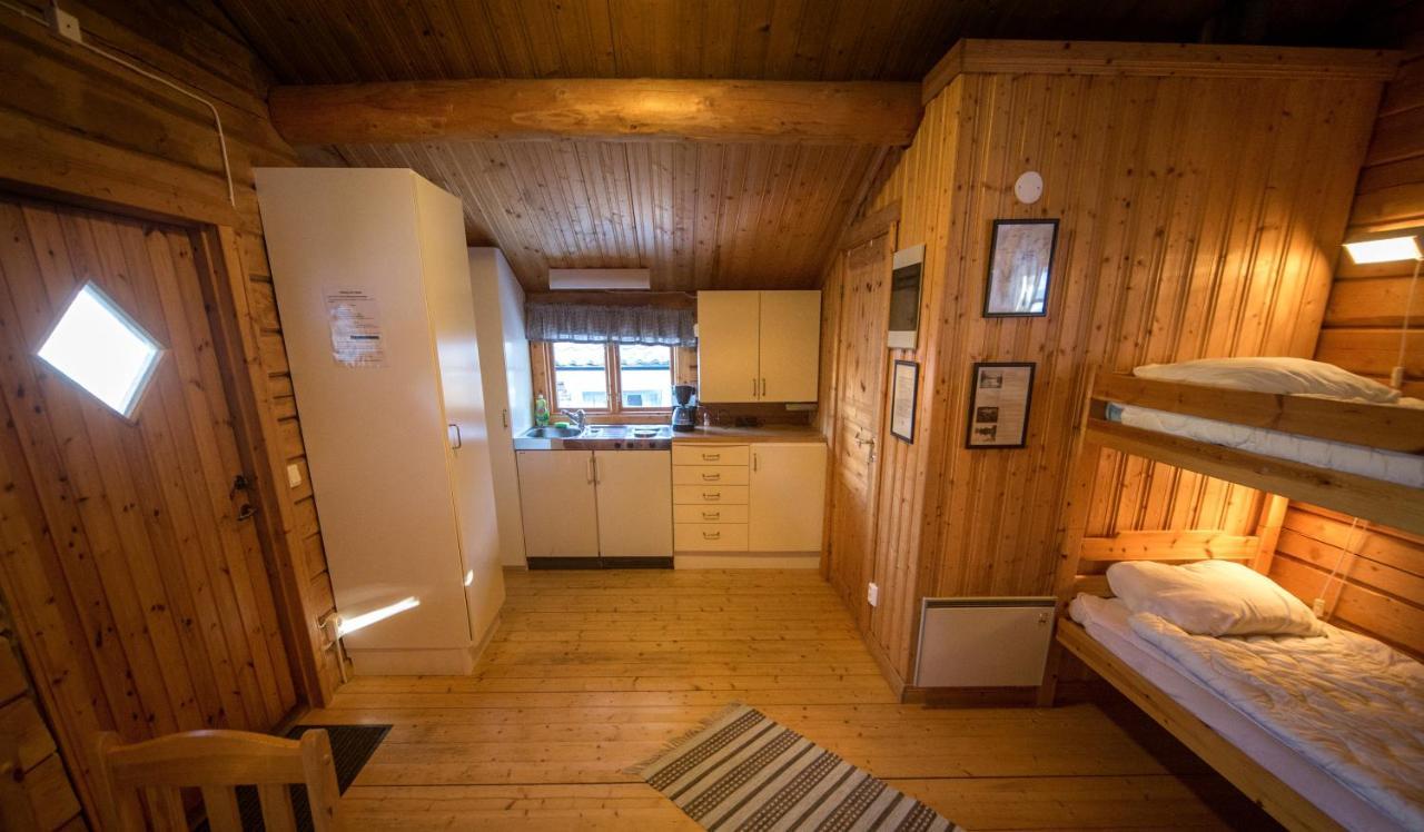 Ulvoe Lakeside Resort Ulvohamn ภายนอก รูปภาพ
