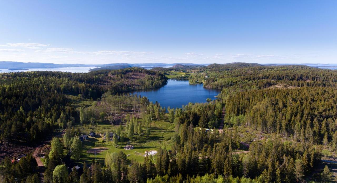Ulvoe Lakeside Resort Ulvohamn ภายนอก รูปภาพ