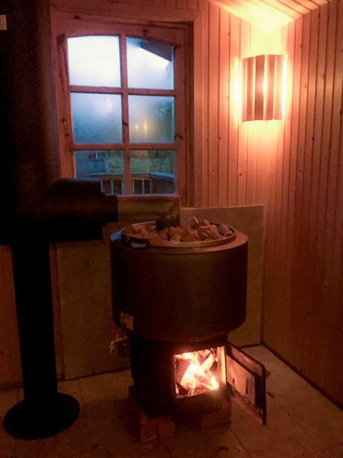Ulvoe Lakeside Resort Ulvohamn ภายนอก รูปภาพ