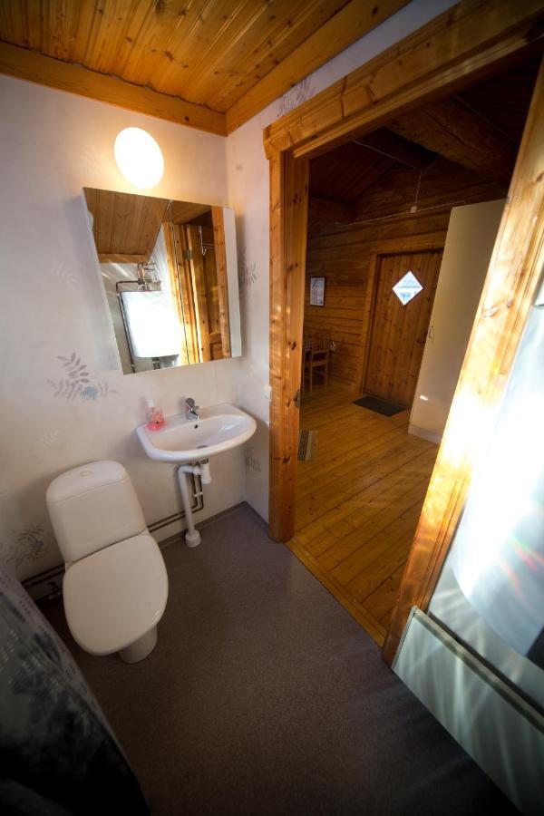 Ulvoe Lakeside Resort Ulvohamn ภายนอก รูปภาพ